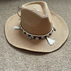 Brand new never worn boutique cowgirl beach hat